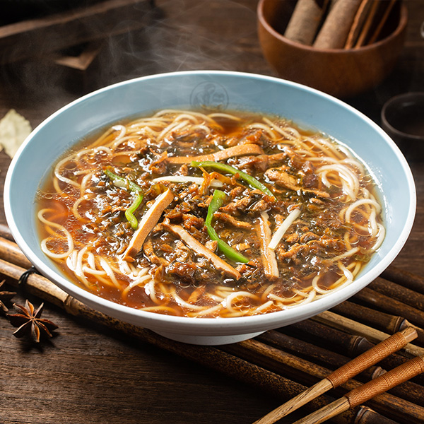 红汤咸菜肉丝面